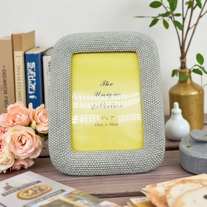 Elegant decorative picture frame with artistic design Stornfield