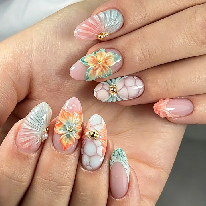 Artifical Nail Collection with Delicate Floral Patterns Stornfield