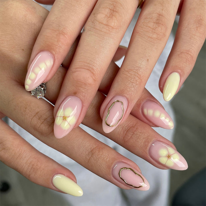 Decorative Press-On Nail Set with Floral and Glossy Design Stornfield
