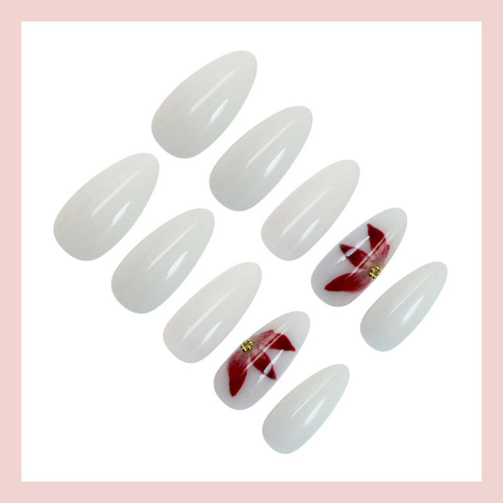 Artificial nail set with elegant flower decorations Stornfield