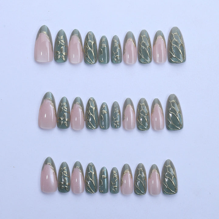 Artistic Nail Art Set with Gold and Leaf Design Stornfield