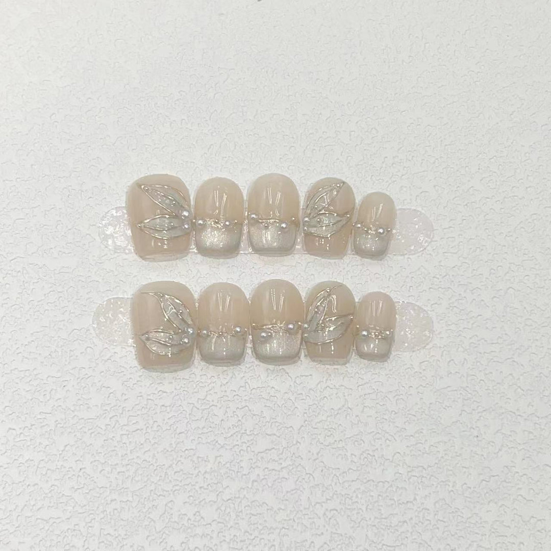 Floral Art Press-On Nail Set with Pearls Stornfield