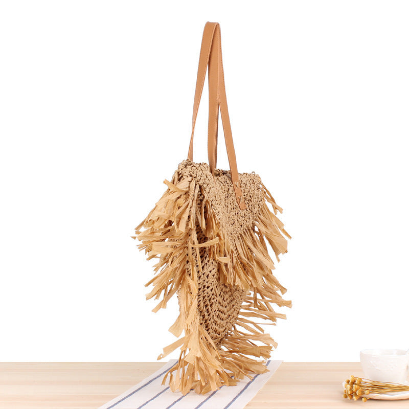 Bast crossbody bag with fringed design Stornfield