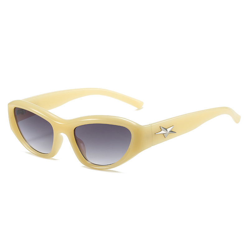 Retro-Inspired Cat-Eye Sunglasses Stornfield