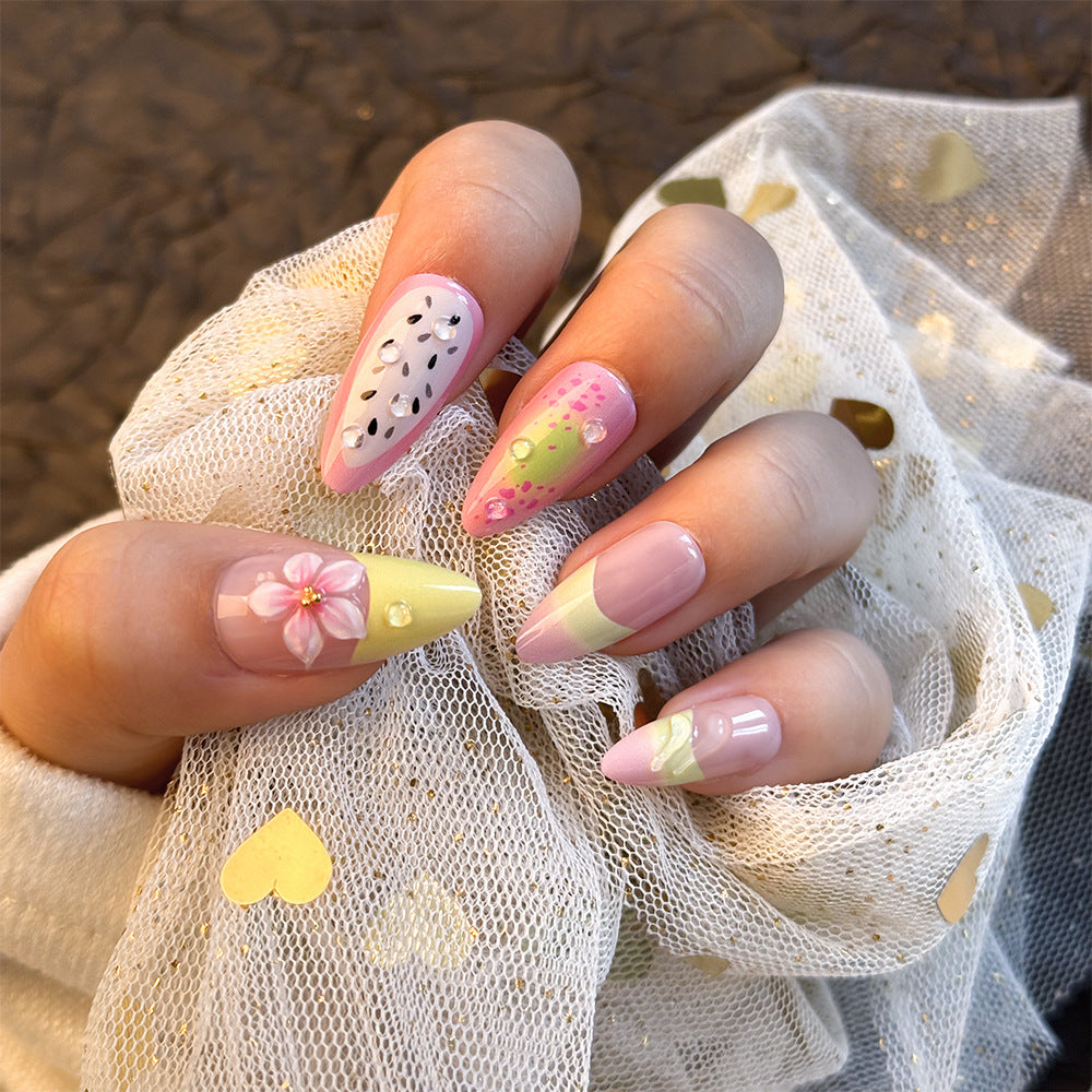 Artistic Floral-Patterned Press-On Nail Set Stornfield