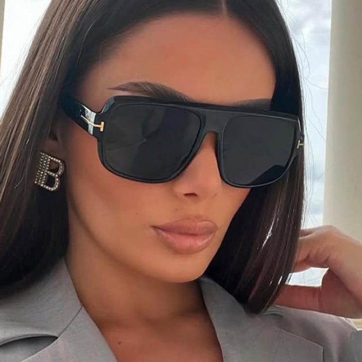 Women’s fashionable square sunglasses with trendy tortoiseshell pattern Stornfield