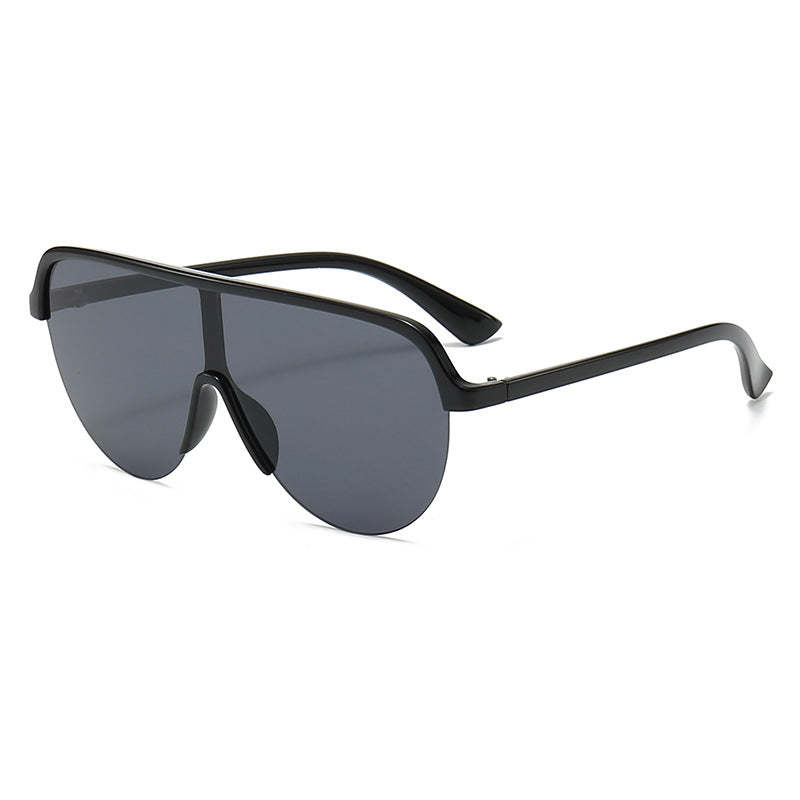 Women's sporty sunglasses in modern aviator design Stornfield