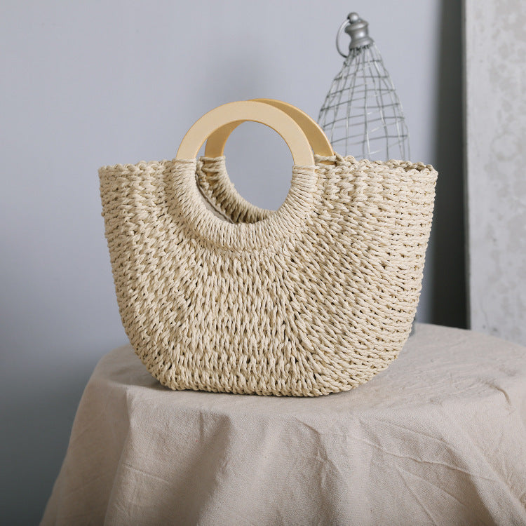 Handcrafted tote bag made from natural raffia Stornfield