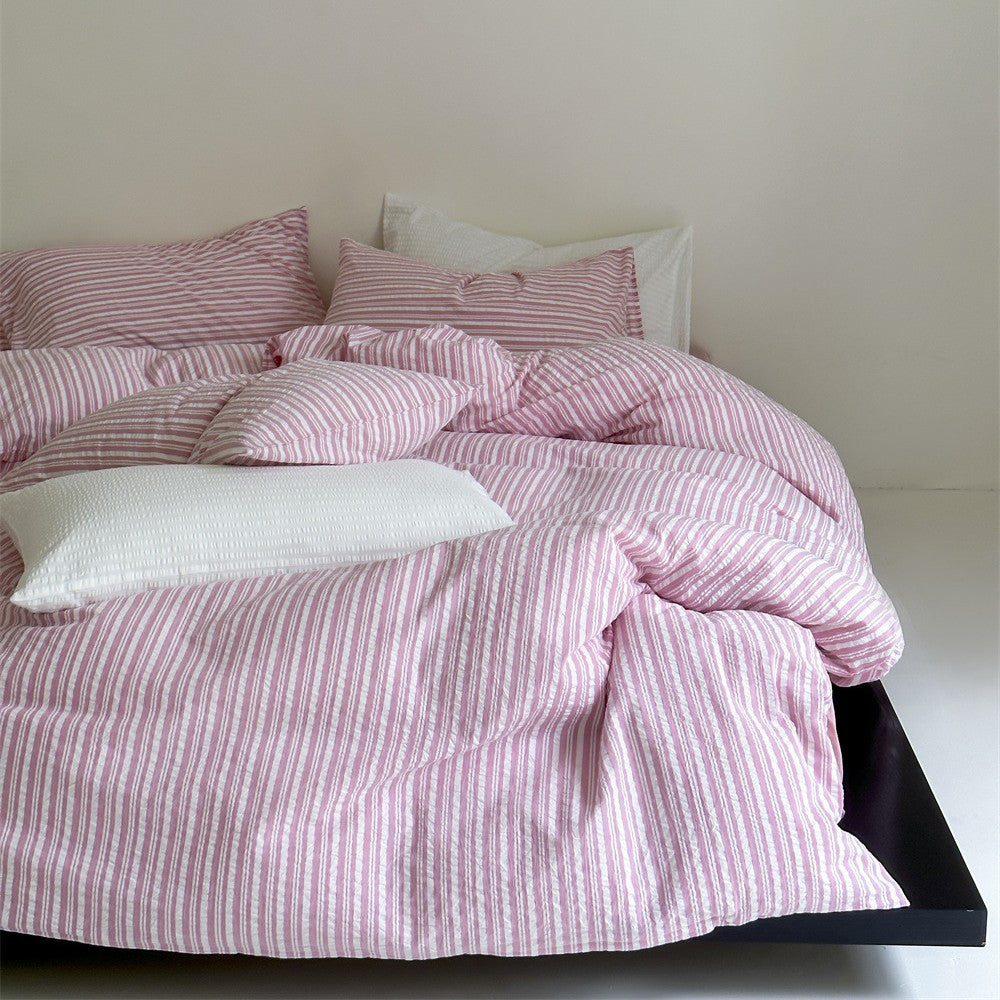 Noble bed linen set made of cotton percale with fine pinstripe structure and hotel closure