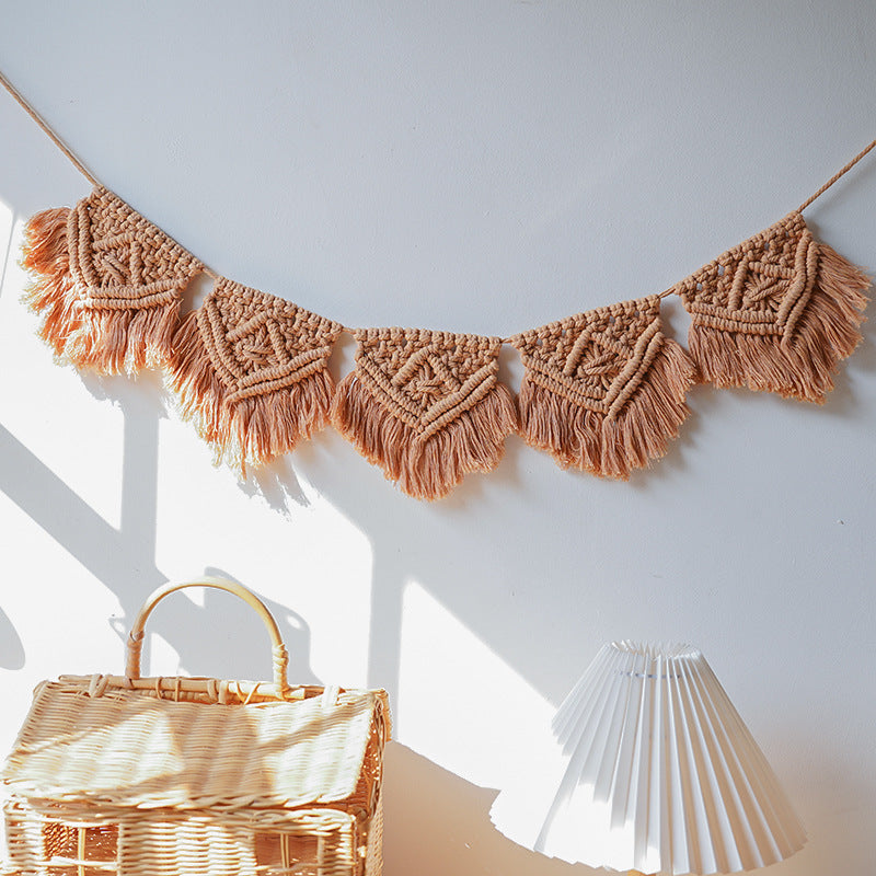 Decorative Macrame Banner Stornfield