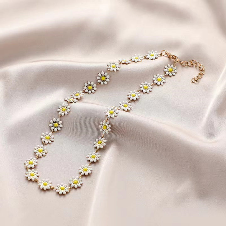 Floral Statement Necklace Stornfield
