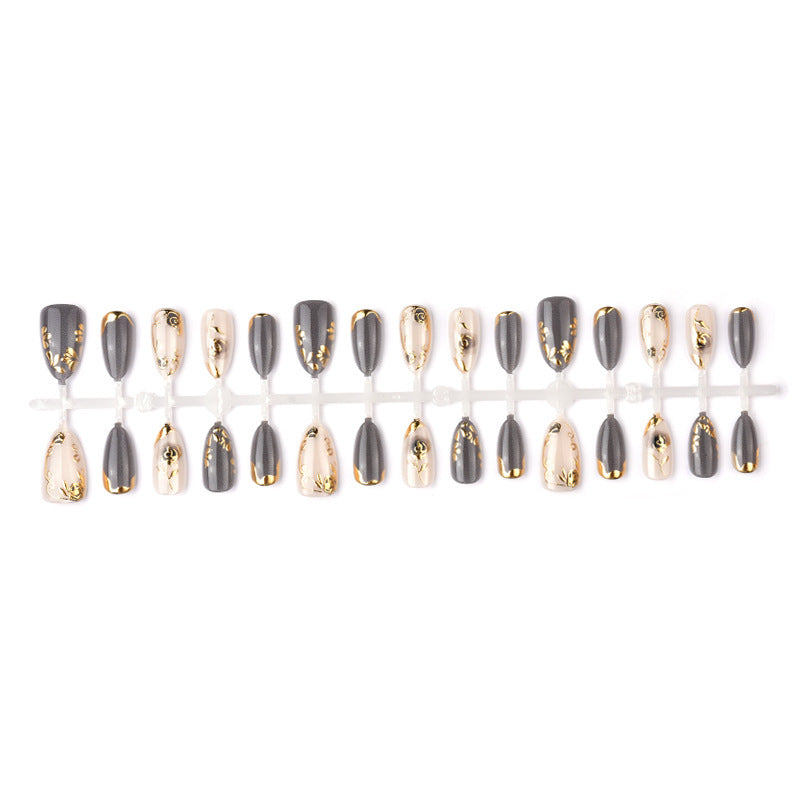 Artificial nails with elegant rose designs Stornfield