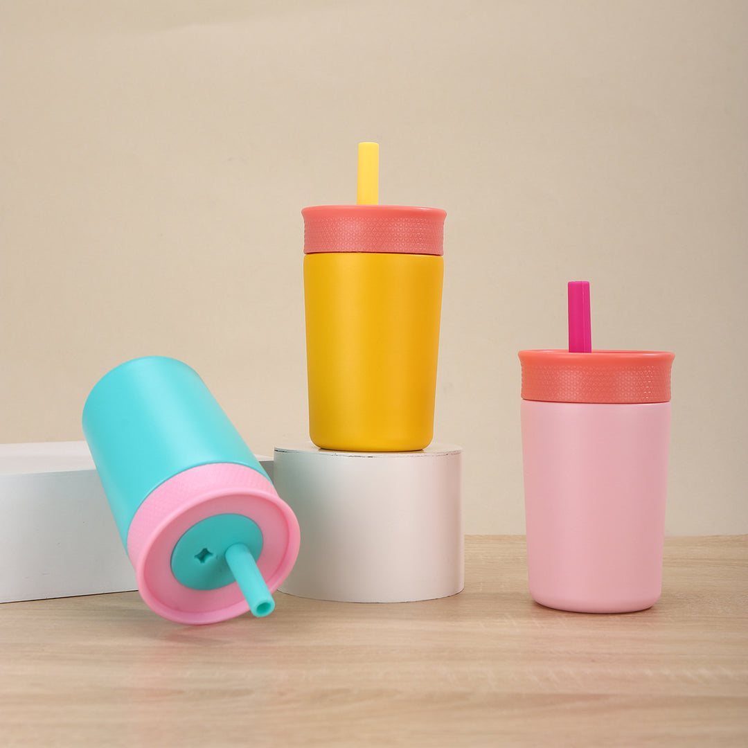 Ladies Insulated Drinking Bottle with Silicone Lid and Straw Stornfield