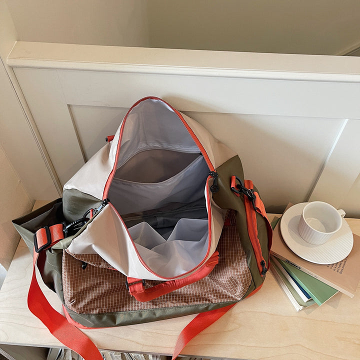 Sporty Travel Bag With Functional Design Stornfield