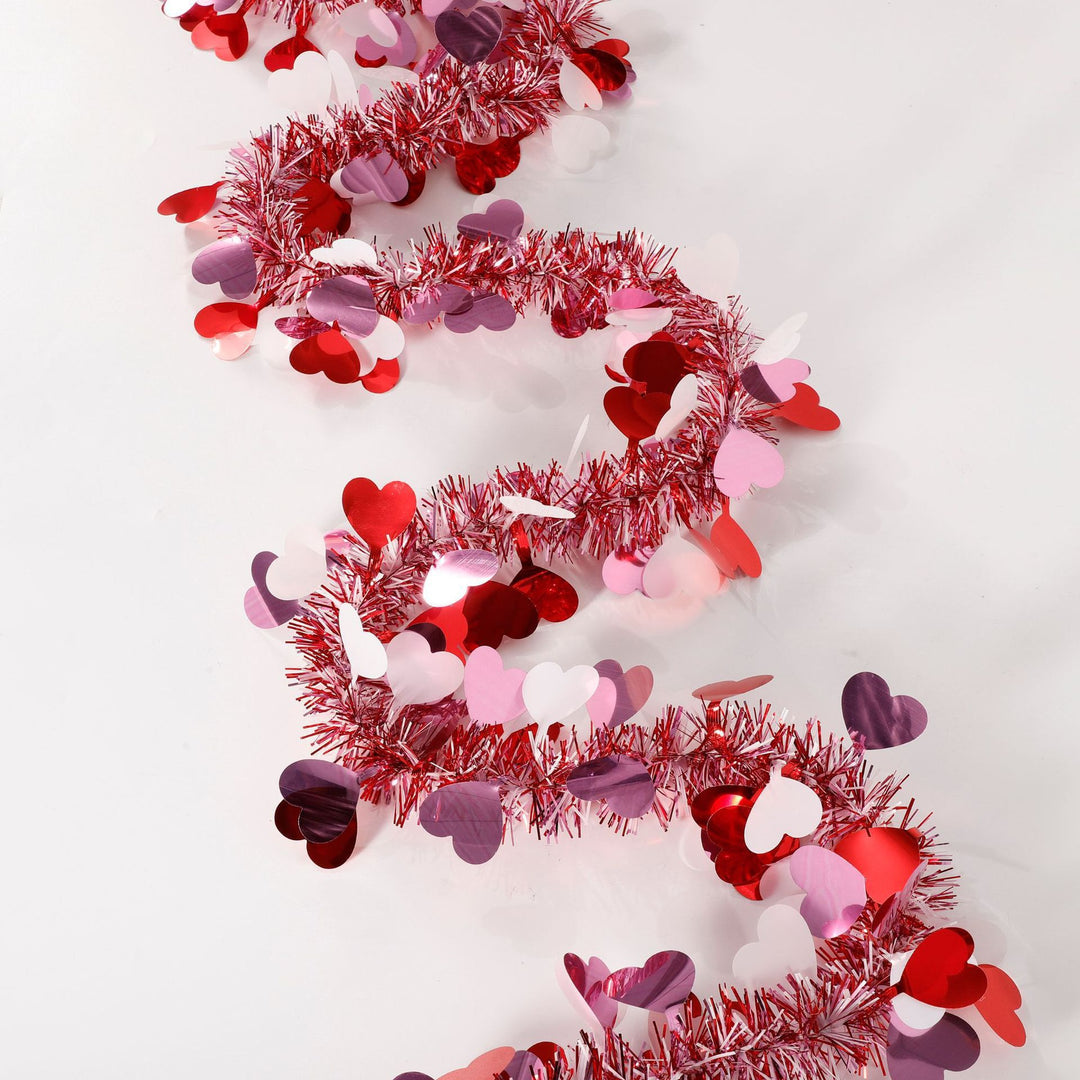 Heart-Shaped Decorative Garland Stornfield