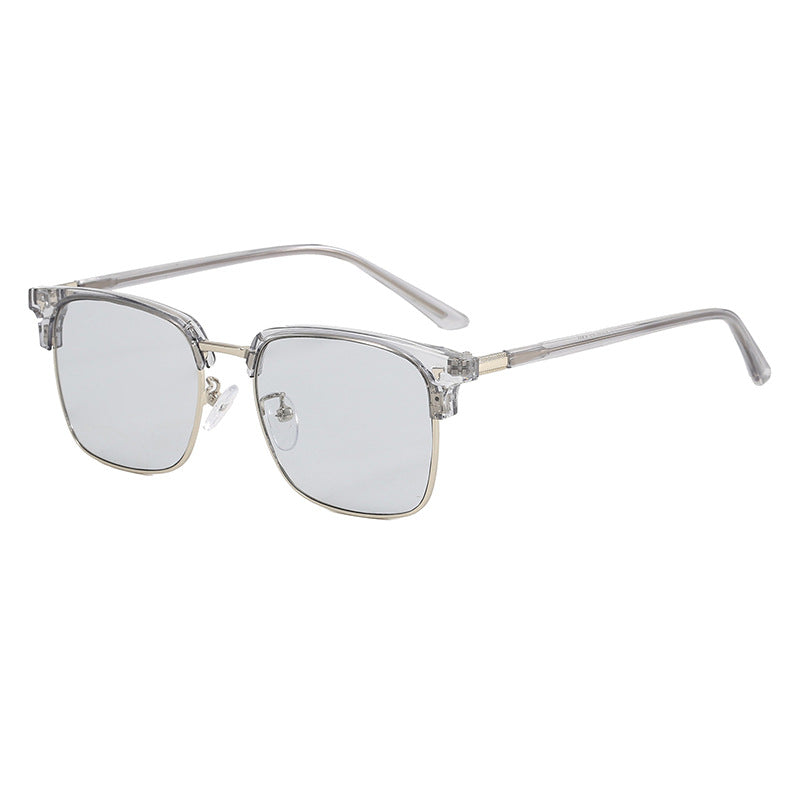 Ladies elegant square glasses with lightweight metal frame Stornfield