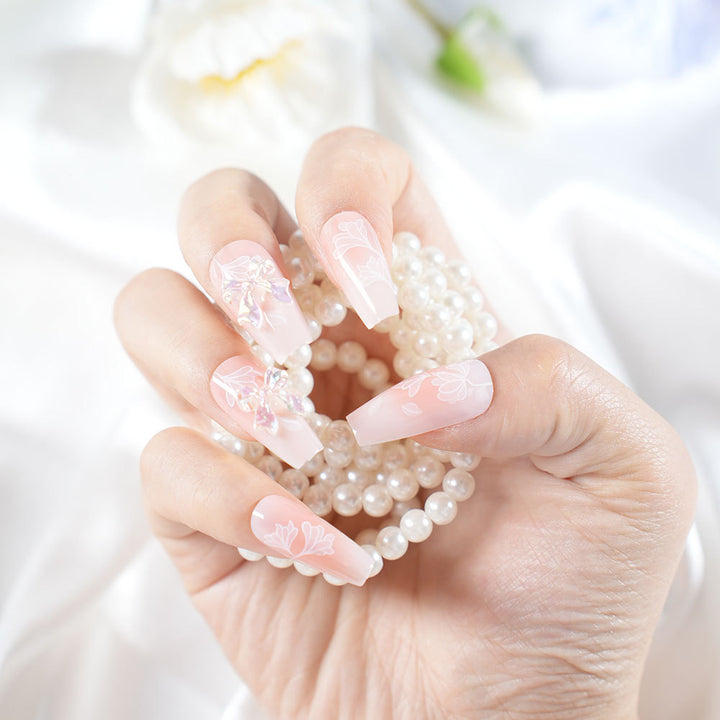 Elegant Floral Press-On Nail Extensions Stornfield