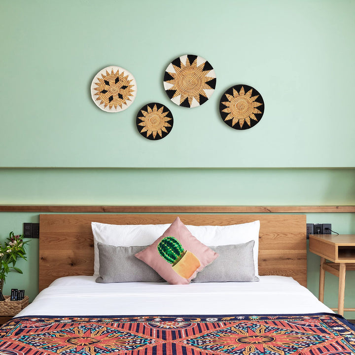 Round Table Coaster Made of Natural Materials Stornfield