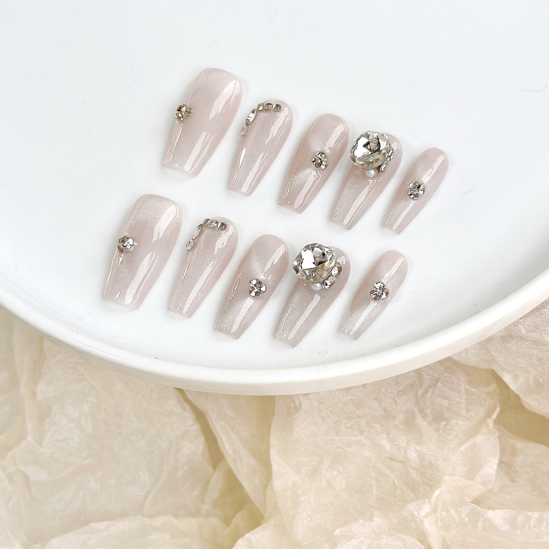 Premium Nail Art Set with Handcrafted Rhinestone Accents