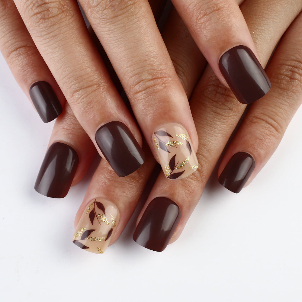 Elegant Gel Nail Art Press-On Set Stornfield