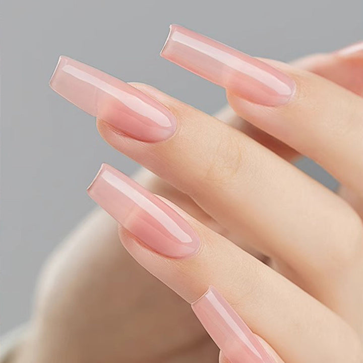 Elegant Nail Art with Black-White Contrast Stornfield