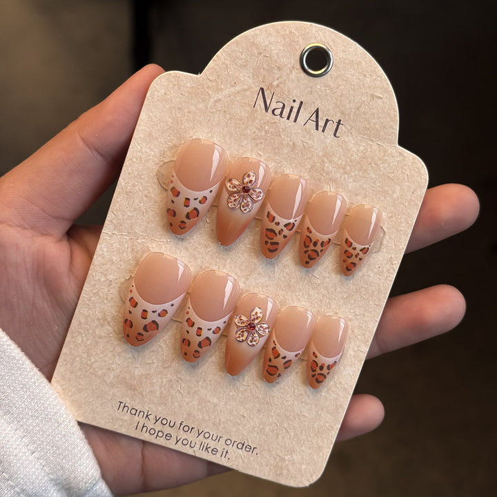 Press-On Nail Set Stornfield
