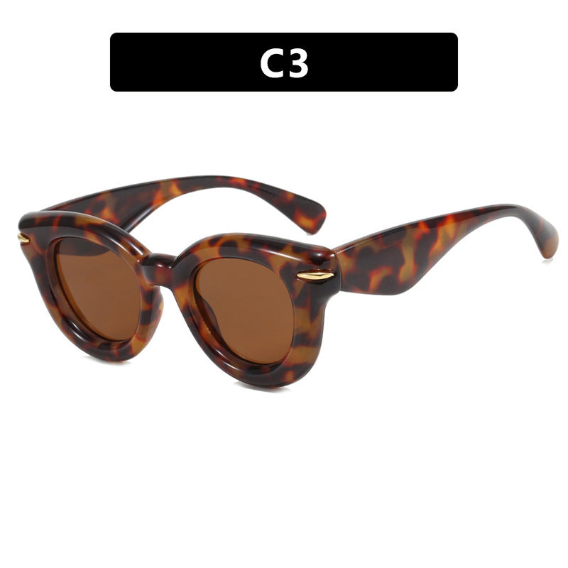 Women Cat-Eye Sunglasses with extravagant frame and protective UV protection Stornfield