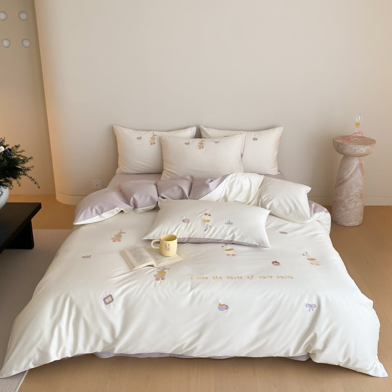 Bedding complete set made of cotton satin with dessert party motif and reversible pillowcases