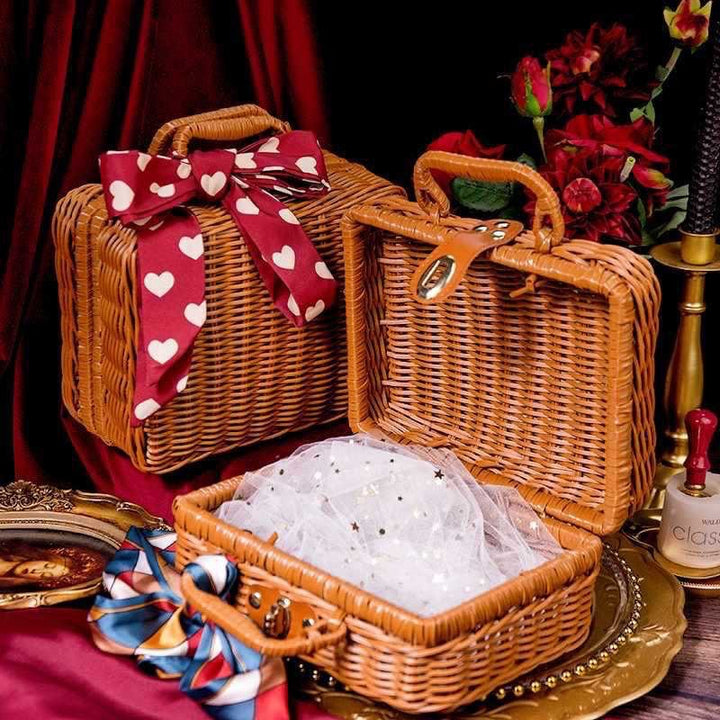Ladies Stylish Rat Box with Practical Handles Stornfield