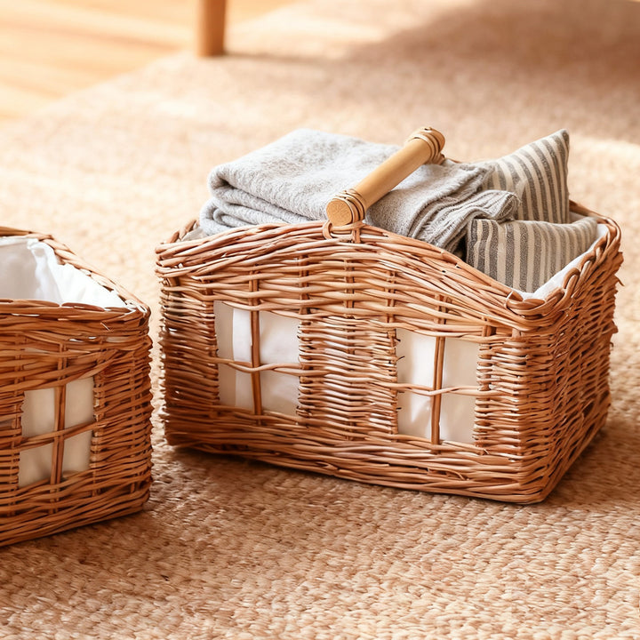 Rustic storage basket with linen lining Stornfield