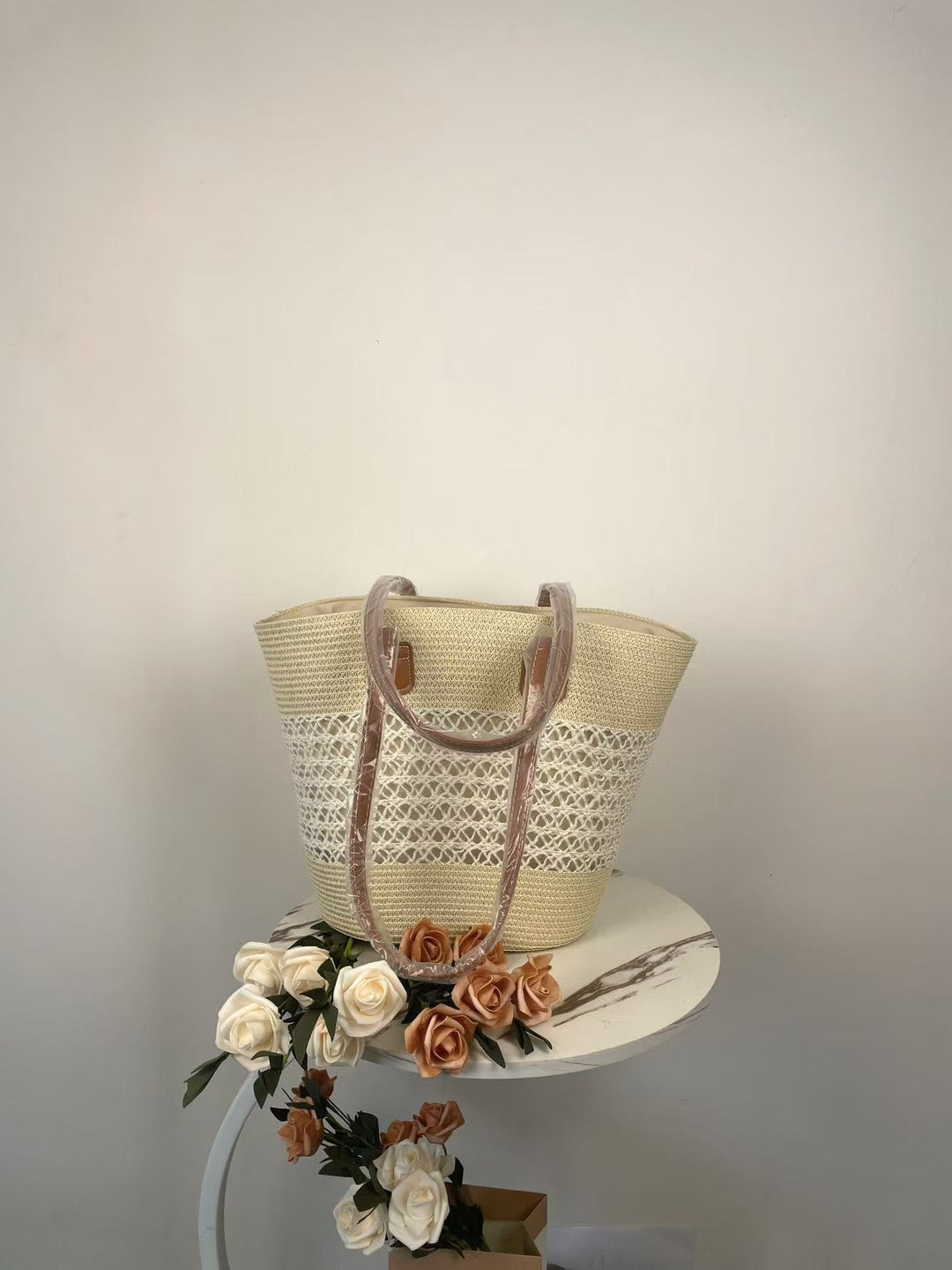 Sun hat with elegant crochet trim Stornfield