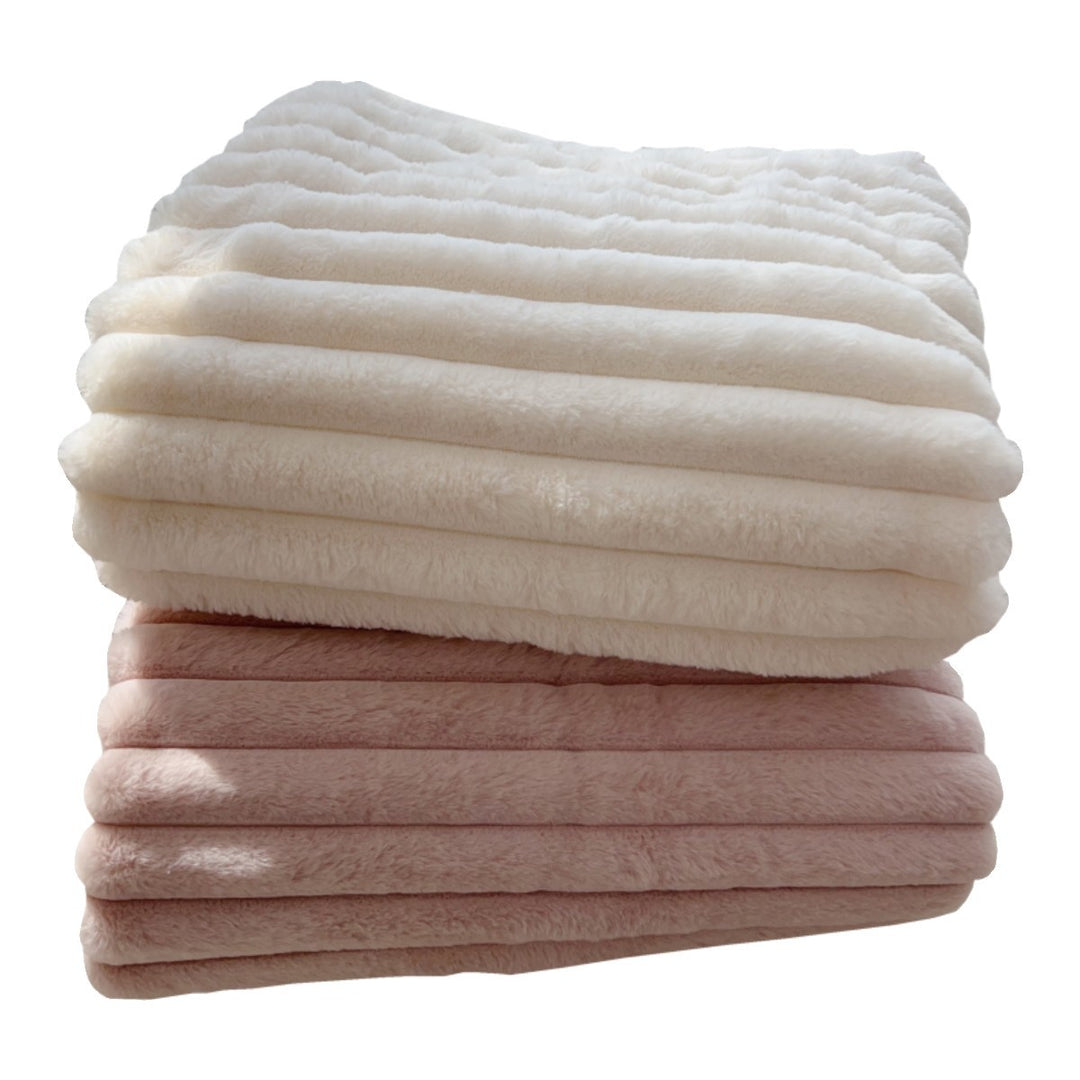 Women Super Soft Plush Blanket with 3D Structure Stornfield