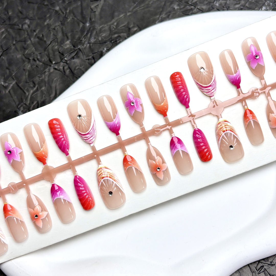 Artistic Press-On Nail Art Set with Floral Designs