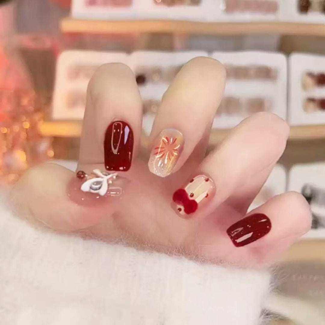Artistic Red-Themed Press-On Nail Art Set