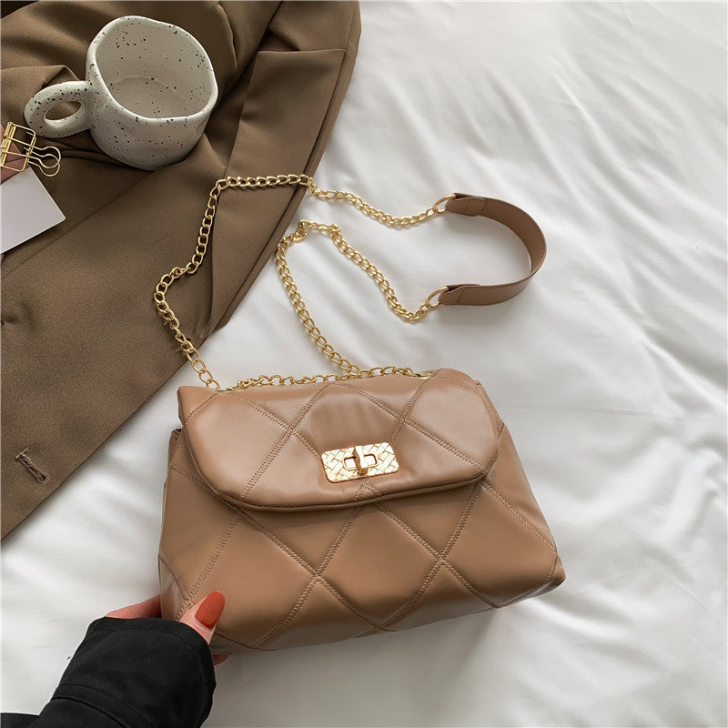Elegant Quilted Shoulder Handbag