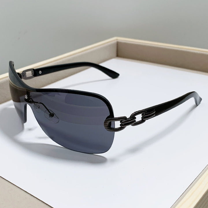 Unisex Chic Shield Sunglasses Stornfield