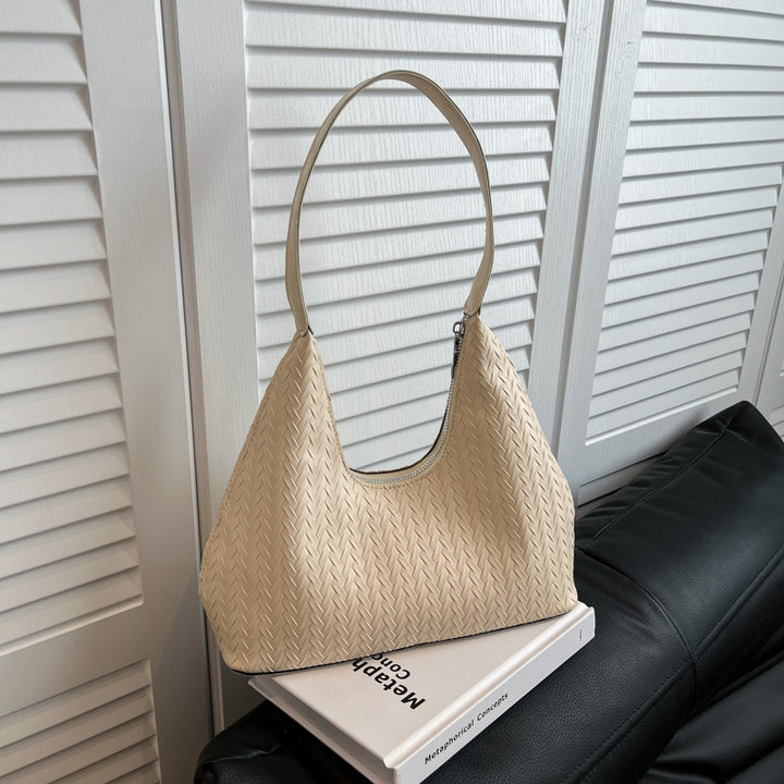 Textured Woven Shoulder Bag Stornfield
