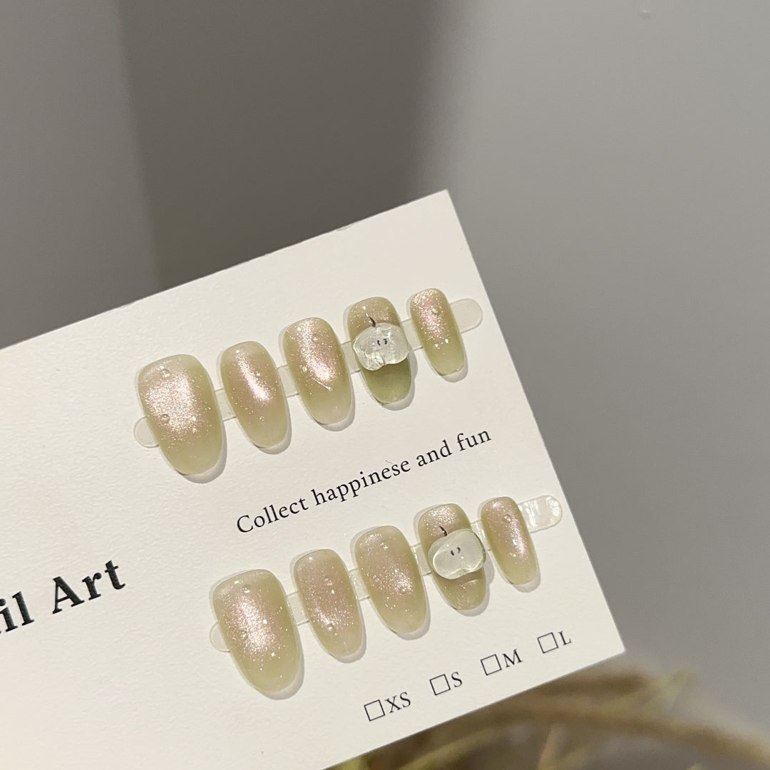 Elegant Glittery Press-On Nail Art Set