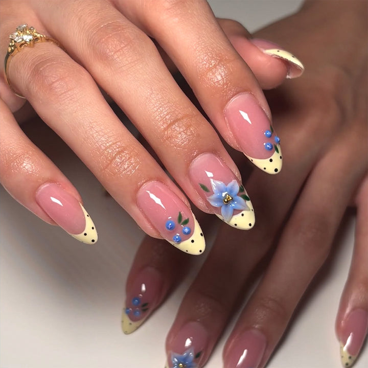 Trendy Nail Art Stornfield