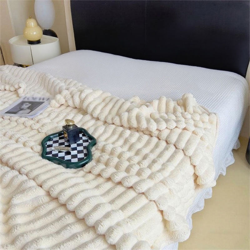 Women Plush Bedspread with Textured Design Stornfield