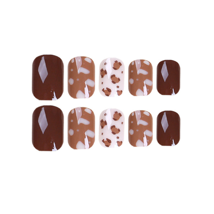 Creative nail art with geometric accents Stornfield