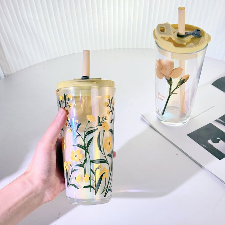 Women's drinking cup with practical silicone protective sleeve and decorative floral patterns Stornfield