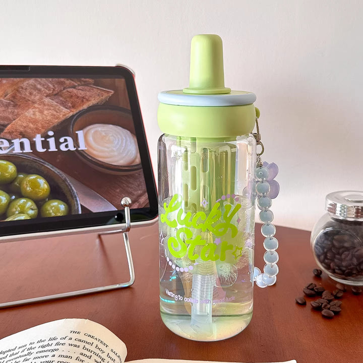 Women's creative drinking bottle with integrated straw and keychain Stornfield