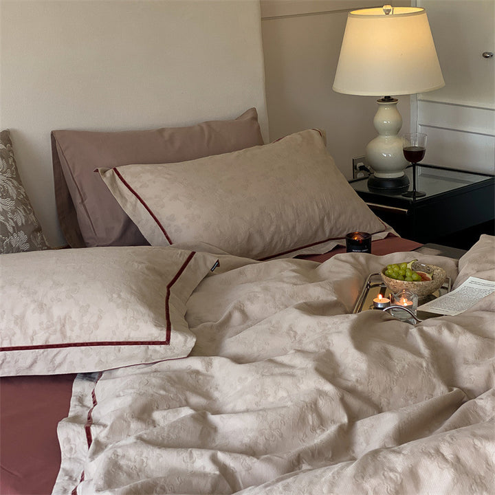 High-quality bedding set made of cotton-lyocell mix with reversible function and fine piping seam