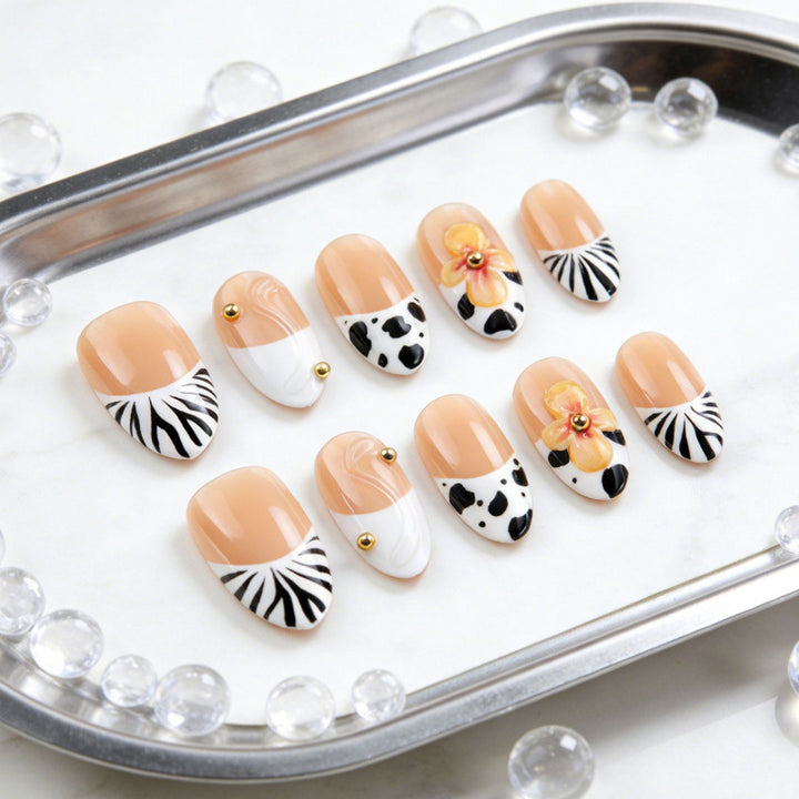 Artful Acrylic Nail Set