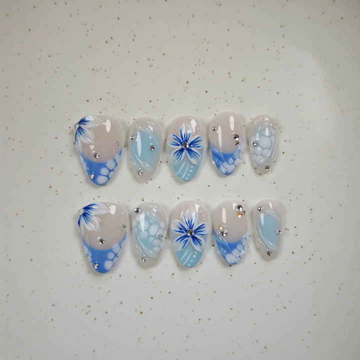 Artistic Decorative Press-On Nails