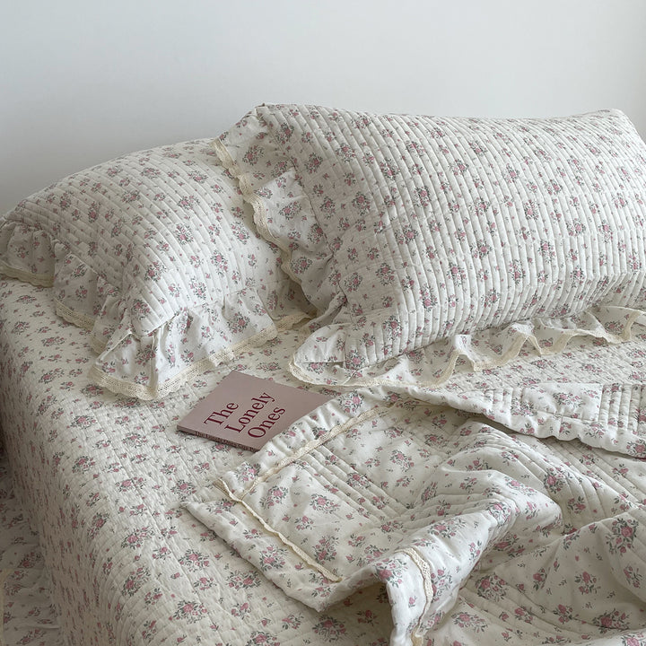 Quilted Floral Ruffled Bedspread and Pillow Sham Set