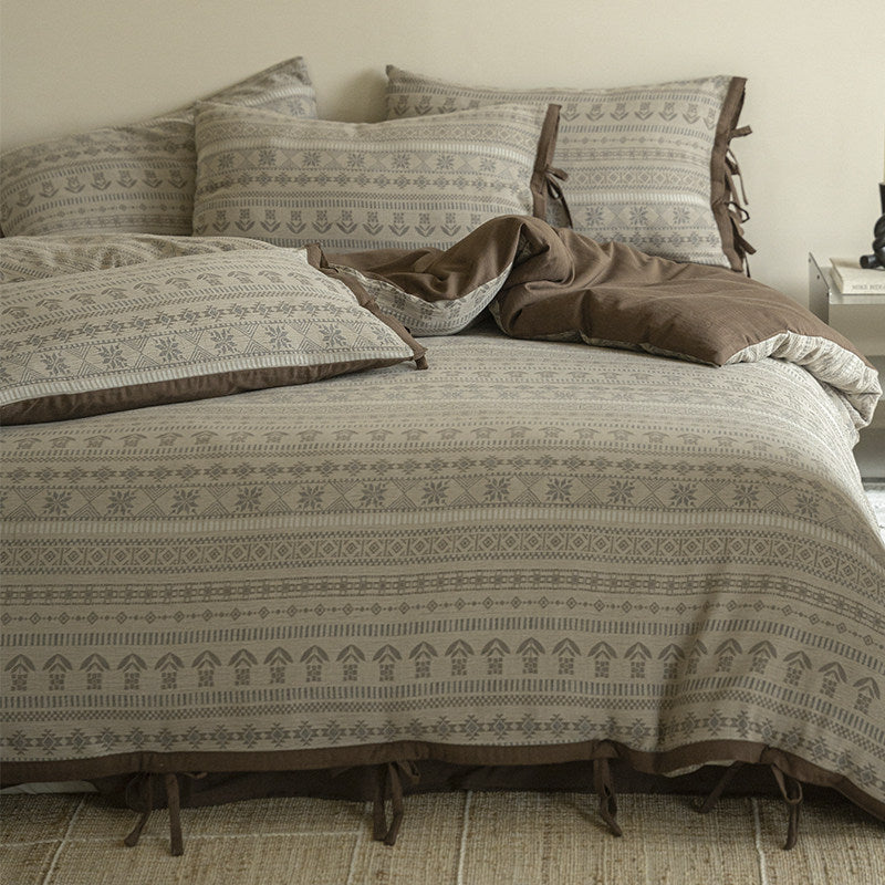 Reversible Cotton Duvet Cover Set with Geometric Jacquard and Tie-Trim Pillow Shams