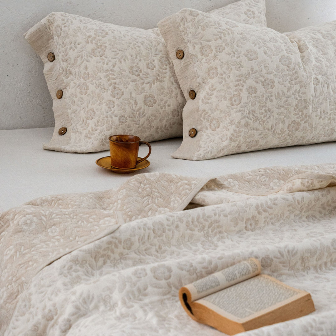 Reversible Textured Jacquard Cotton Coverlet with Button-Closure Pillowcase Set