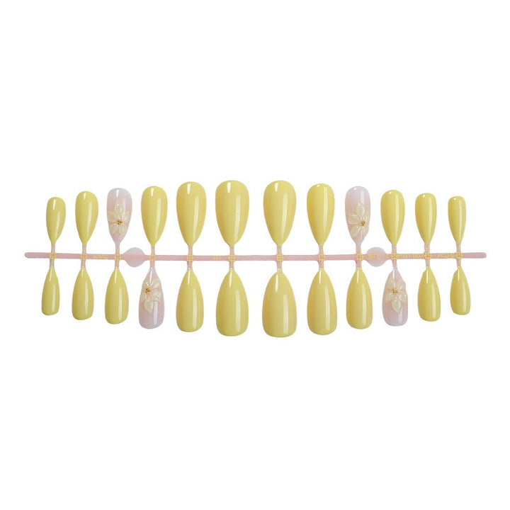 Artificial nail set with elegant flower-embellished accents Stornfield